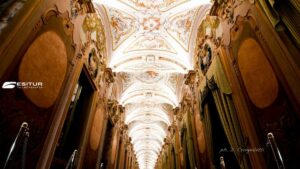 vacanza organizzata nelle marche in pullman a jesi e federico II