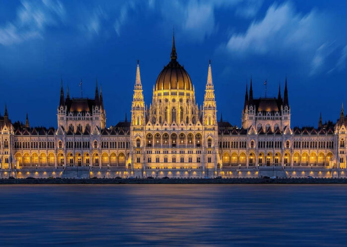 capodanno in pullman a budapest viaggi organizzati crociera sul danubio ungheria