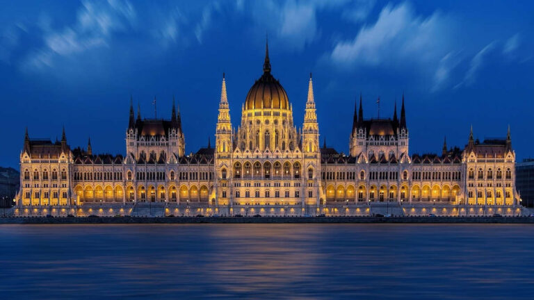 capodanno in pullman a budapest viaggi organizzati crociera sul danubio ungheria