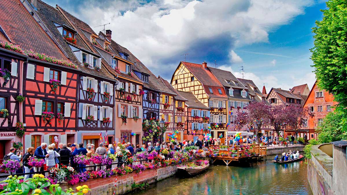 viaggio organizzato nella Francia tra Colmar - Strasburgo - Foresta Nera moulhouse