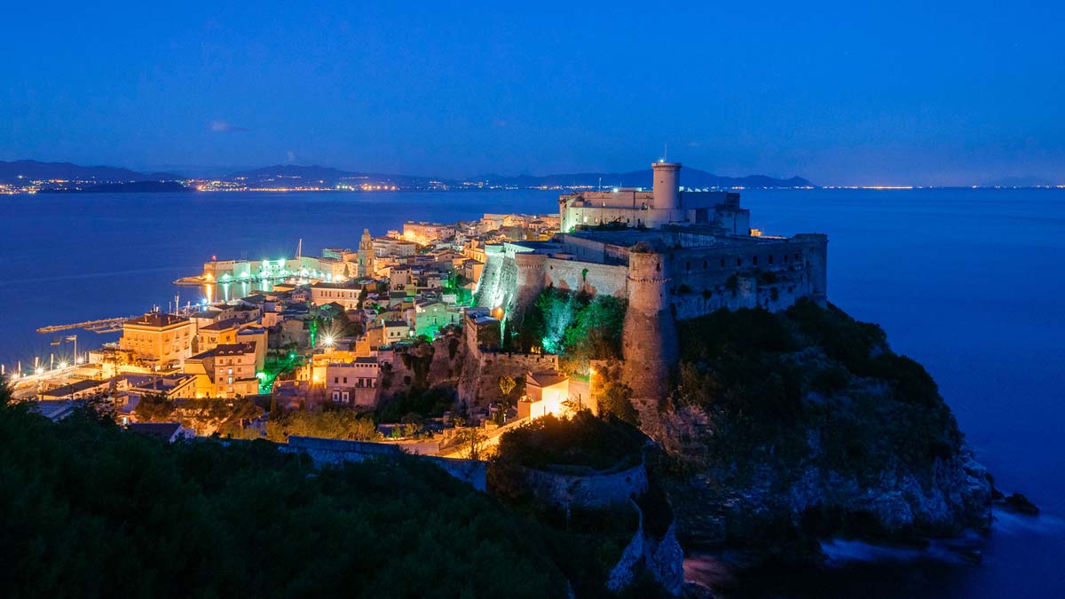 Luminarie di Gaeta