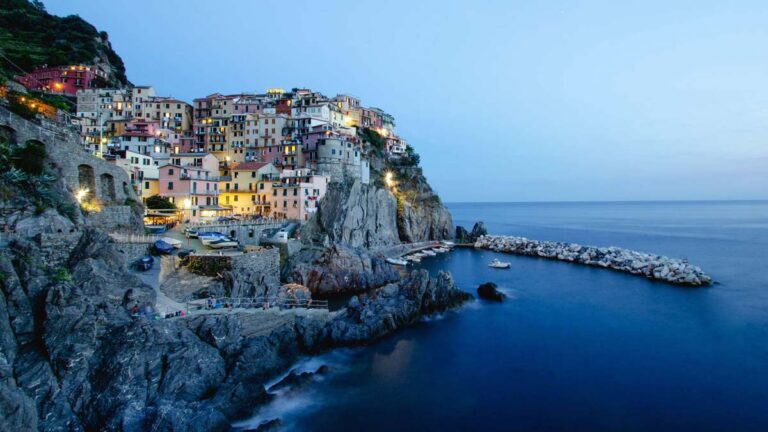 Manarola viaggi organizzati in pullman Portofino e Cinque Terre