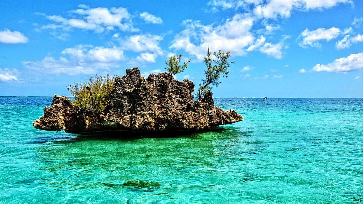 viaggio organizzato al mare alle mauritius mare sole relax in aereo