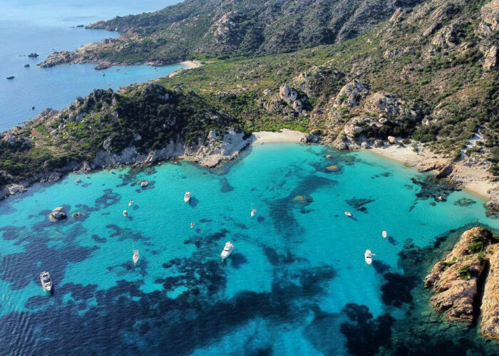 viaggio organizzato tour della sardegna in estate ferragosto
