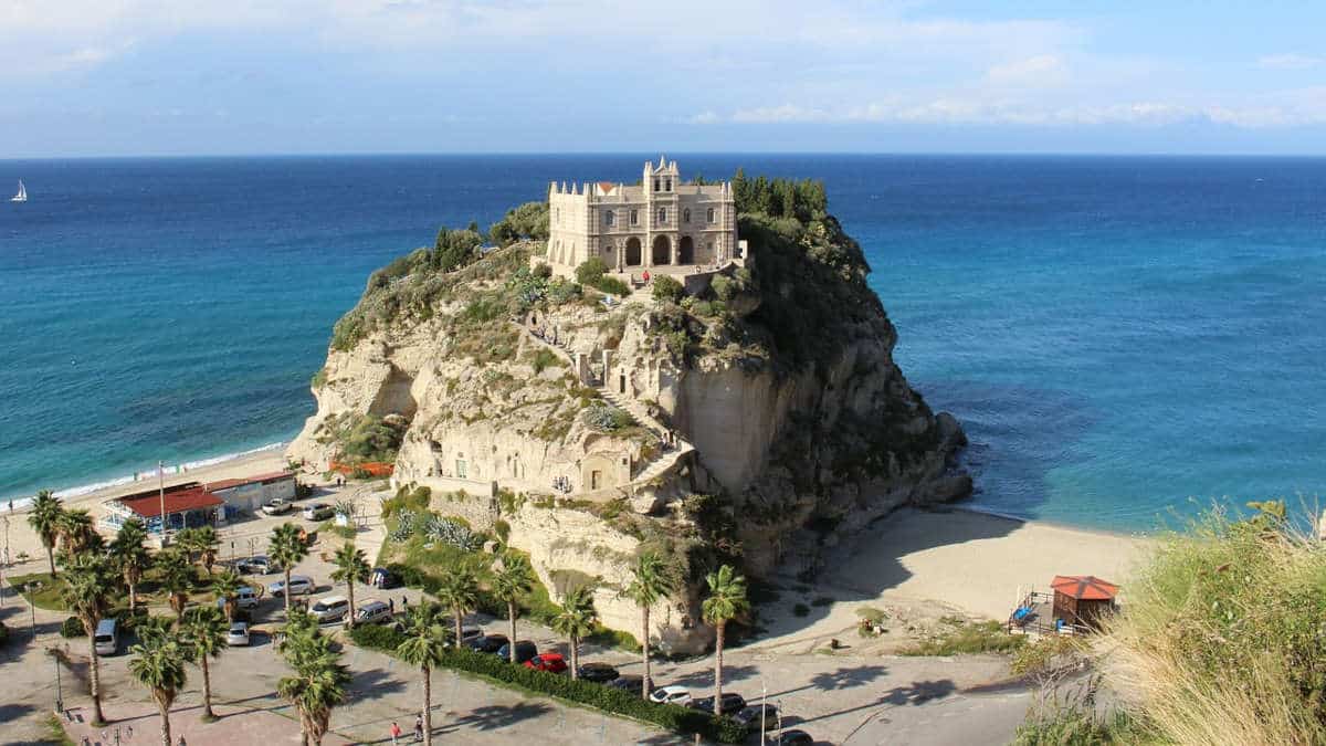 tropea-viaggio-organizzato-in-pullman-calabria-e-isole-eolie