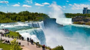 viaggio organizzato alle cascate del niagara new york e toronto in aereo