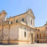Piazza Duomo a Lecce con la cattedrale barocca e il seminario, Capodanno nel Salento Incantato in viaggio